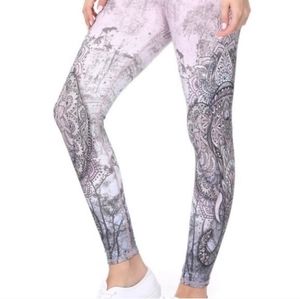 Evolution and Creation sz Med Elephant Leggings